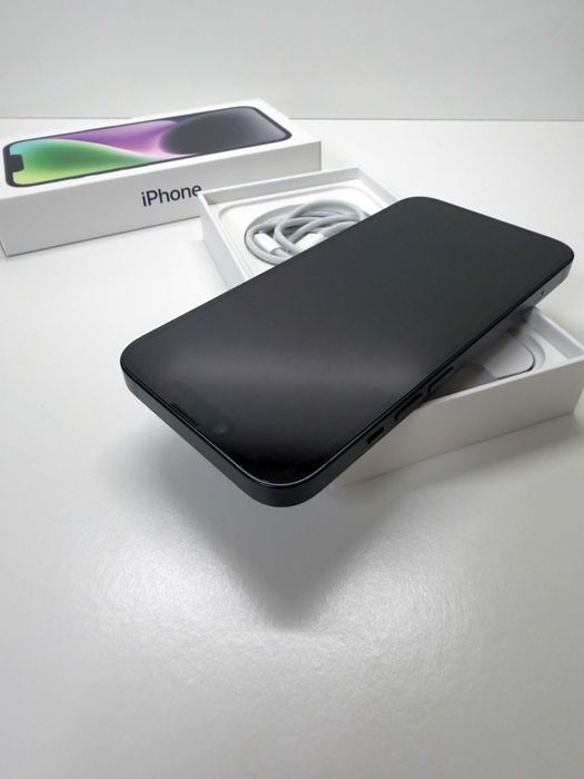 Apple iPhone 14・128GB・Meia-noite (Fatura e Garantia)