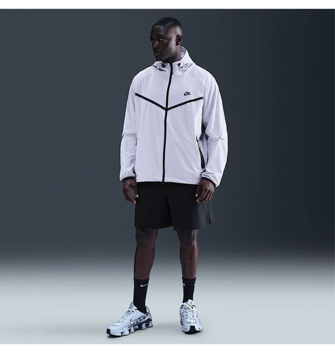 Вітровка куртка Nike Tech Woven оригінал HM7151-057