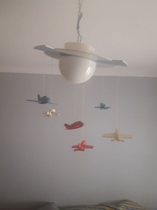 Candeiro com motivo de Aviões
