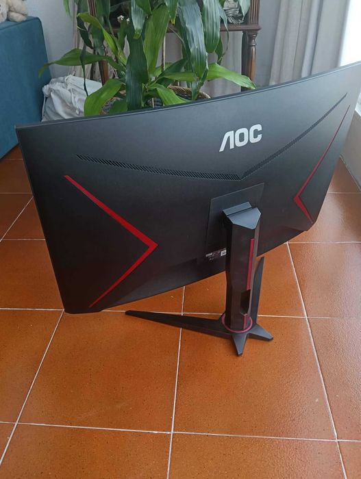 Monitor AOC 32 polegadas Curvo