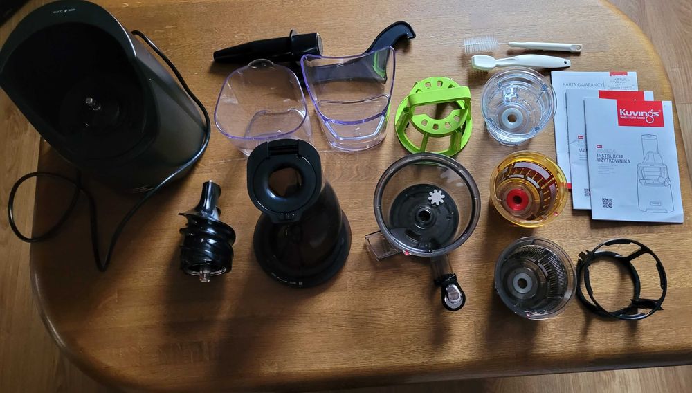 Wyciskarka wolnoobrotowa do soków Kuvings EVO820 Plus Grafit Gwarancja