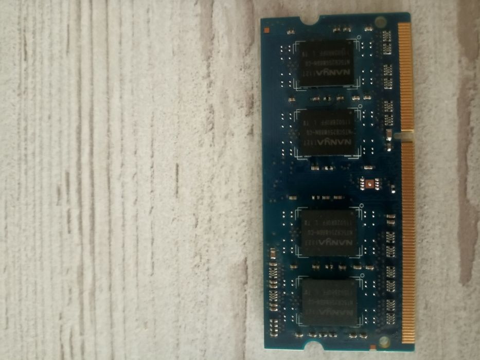 Продам DDR3  1Gb SODIMM  для ноутбука