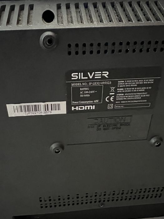 Selling a non-smart TV; it is in good condition but does not include a remote control!64737706388227122