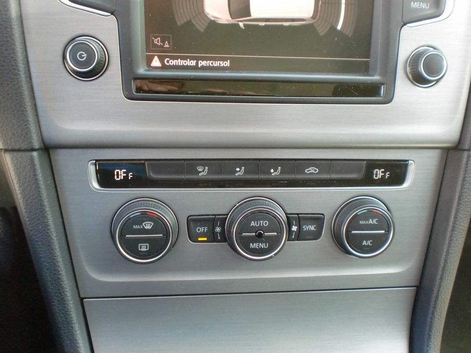 Volkswagen Golf VII