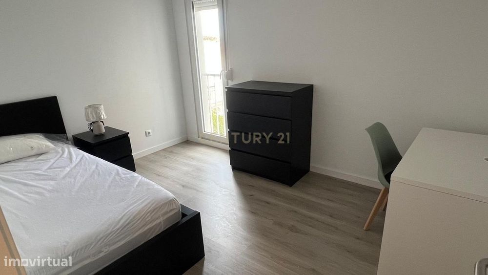 Apartamento T4 transformado em T5!