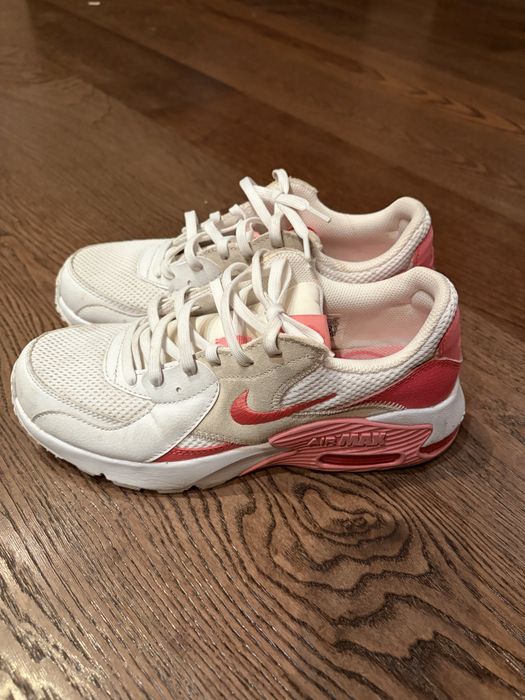 Кросівки Nike AirMax жіночі 38 р
