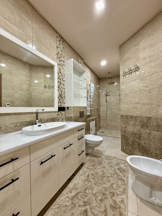 Продам таунхаус з ремонтомв закритому КМ Грін Плейс Green Place Ірпінь