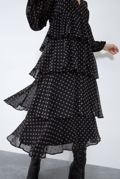 Zara sukienka z falbanami 38 r