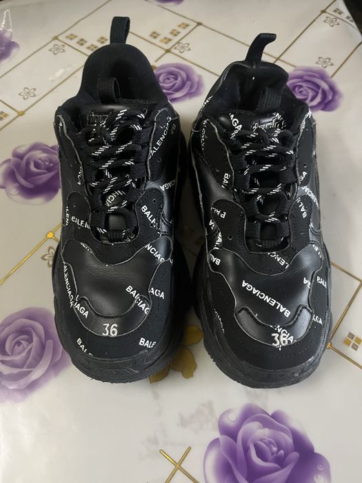 BALENCIAGA Кроссовки 36 размер