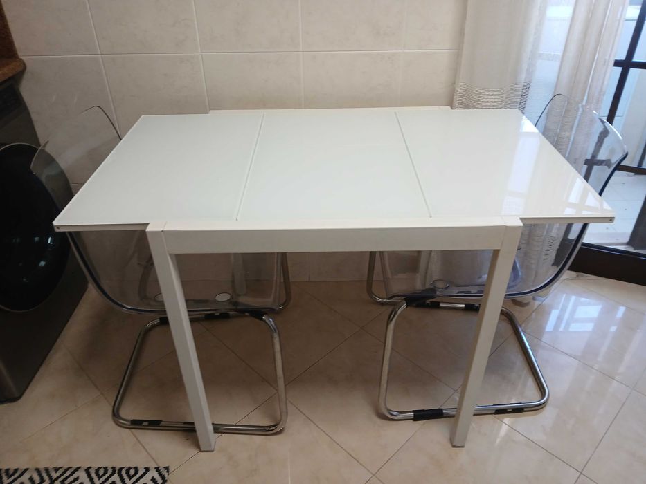 Mesa de Vidro Extensível