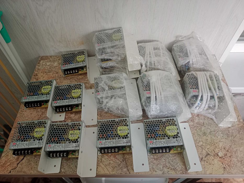 Блок питания mean well LRS-75-12