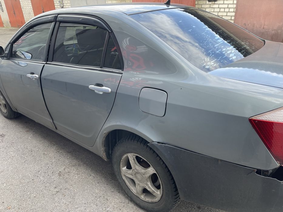 продам авто GEELY FC 2009  года