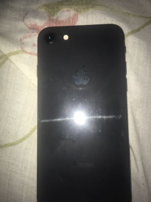 Айфон 8 64гб i є се