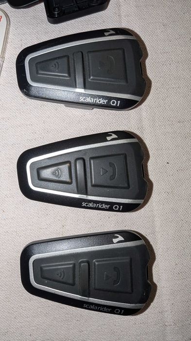 Intercomunicador p/ capacete de moto Cardo Scala Rider Q1