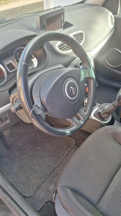 Renault Clio 3 2009/12 gasolina e Gpl excelente estado