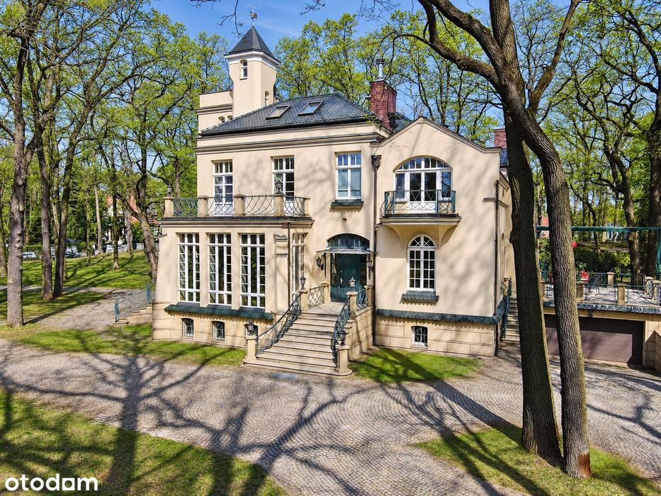 Willa 652 m² w sercu Milanówka | Ogród Parkowy 9000 m²