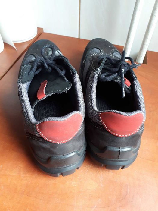 Buty ochronne robocze z podnoskiem do pracy nr 42