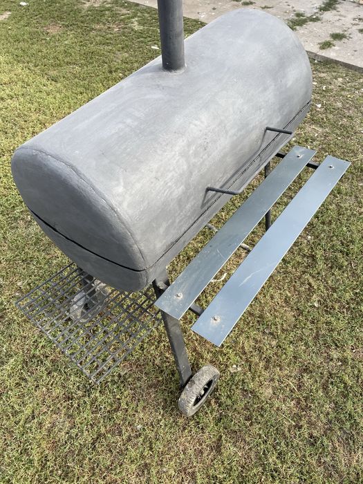Grill węglowy mocny