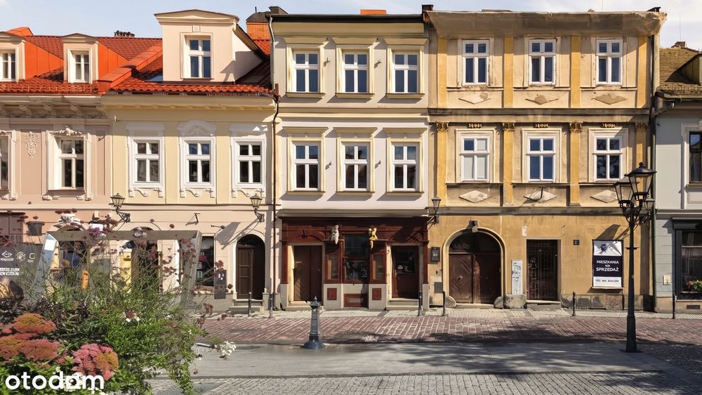 Wyjątkowa kamienica w sercu Bielska-Białej (Plac ZWM/Rynek) | 500 m²
