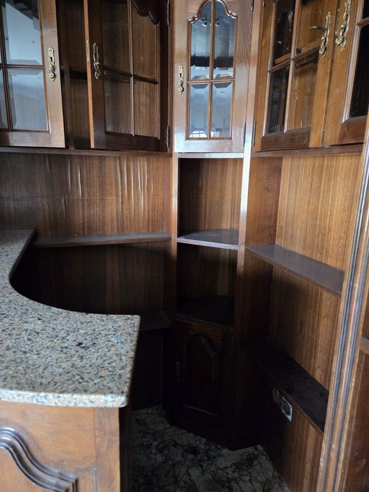 Bar em madeira - excelente estado