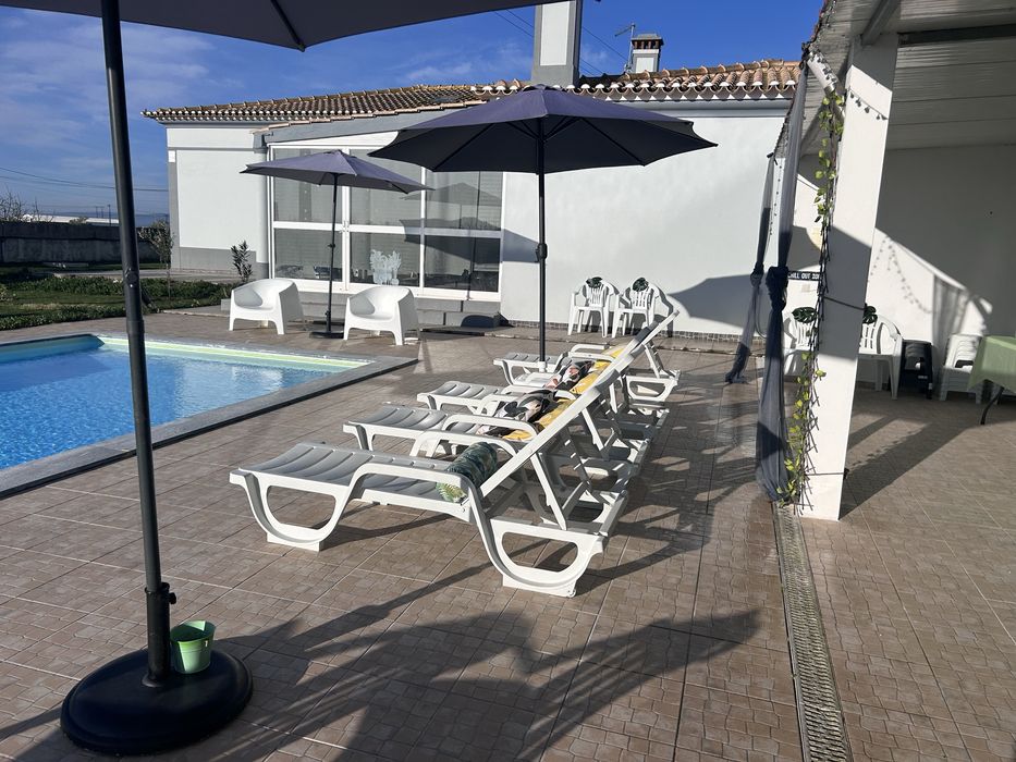 Aluga-se quinta para eventos com piscina