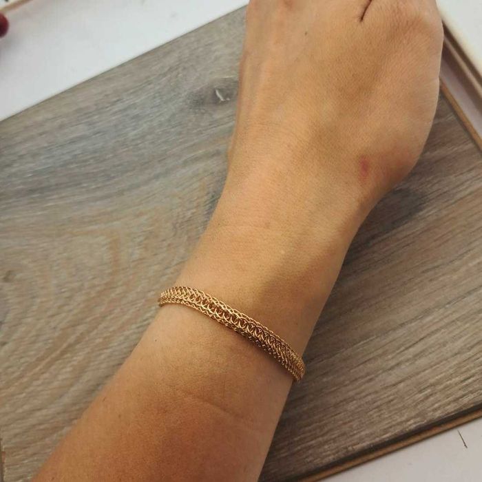 Срочно! Золотой браслет 4,48 гр 19 см нежный, новый 585 проба  женский