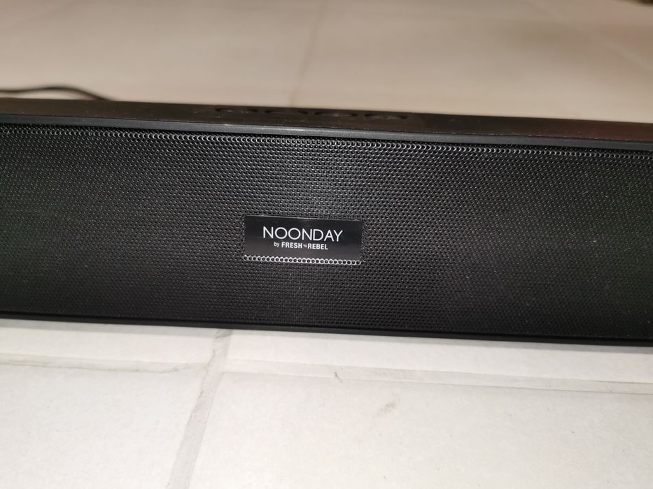 Conjunto colunas Bluetooth NGS ROLLERSLANG e NOONDAY by Fresh & Rebel