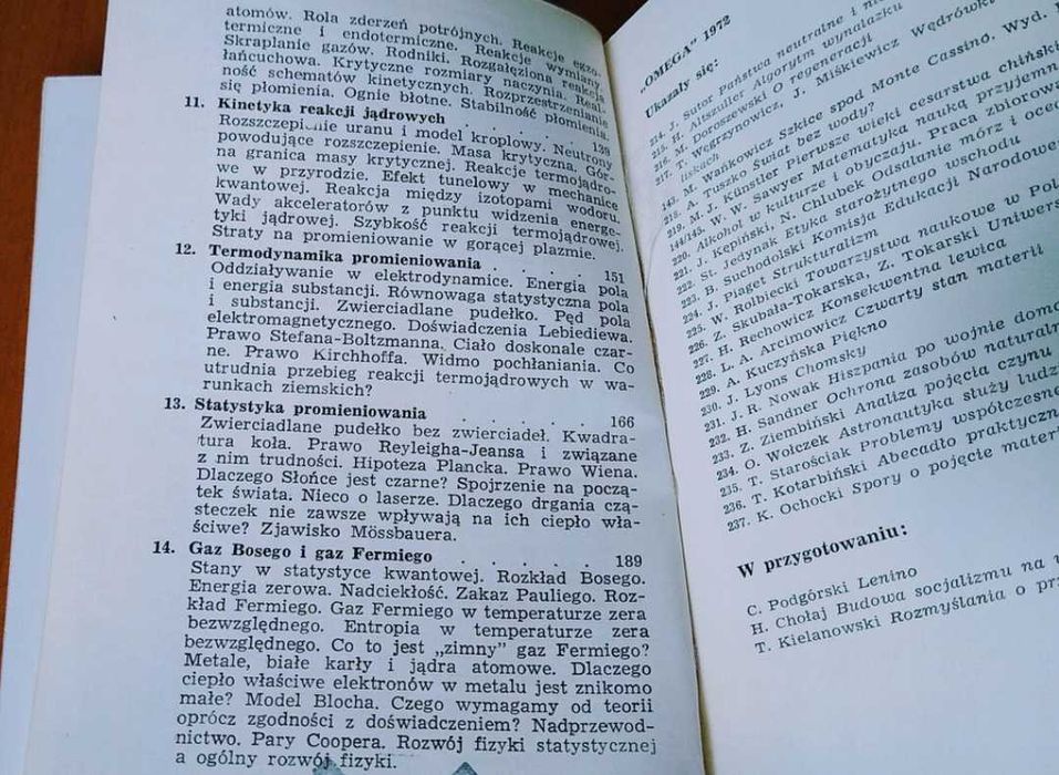 Prawa fizyki statystycznej / A. S. Kompaniejec OMEGA