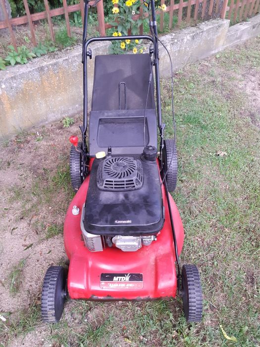 Kawasaki FJ180V Kosiarka MTD Spalinowa 5360 SPK szerokość 53 cm