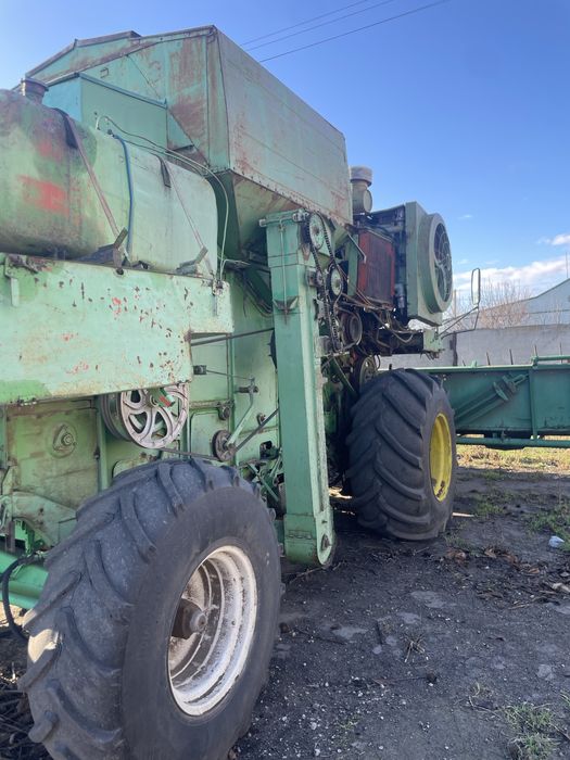 Комбаїн ДОН 1500