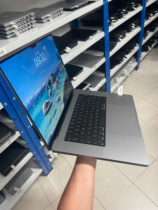 MacBook Pro 16 M1 Pro 16GB 500GB SSD Cinzento Sideral (2021) | Tech-Refurb | Loja Oeiras |