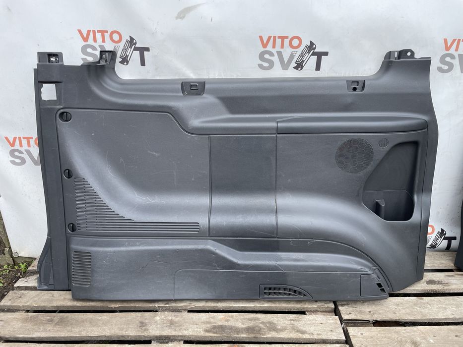 Карты обшивки салона задние на VITO-VIANO W639