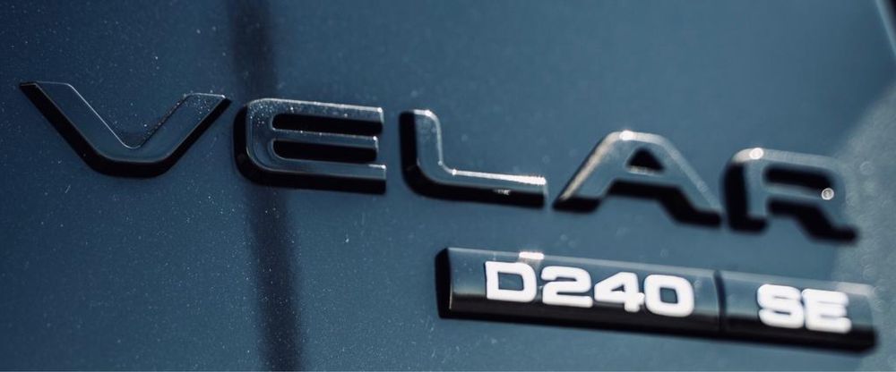 Rajge Rover Velar 2.0 R-Dynamic D240