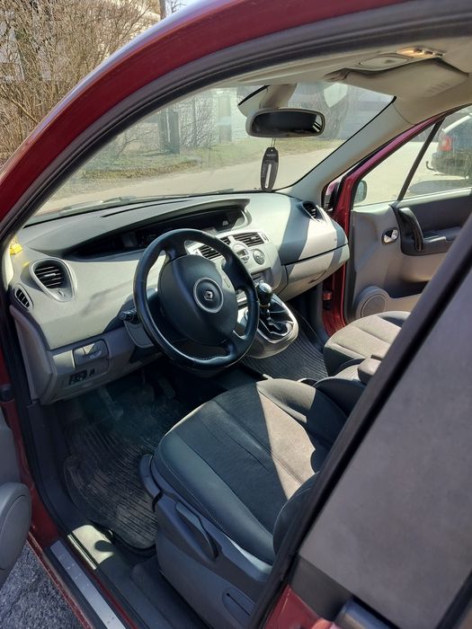 Продам Renault Scenic
