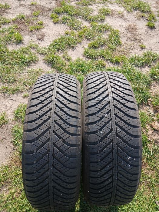 Opony 7 mm Zimowe Zimówki  215/60/17 GOOD YEAR 2 sztuki