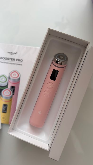 Продам Medicube AGE-R Booster Pro -рожевий