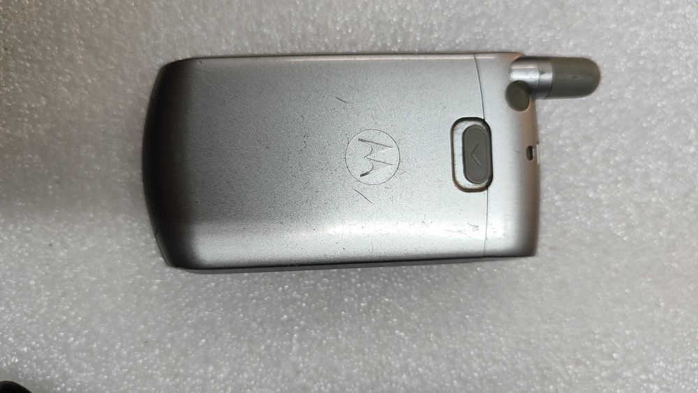 Telefon motorola T720