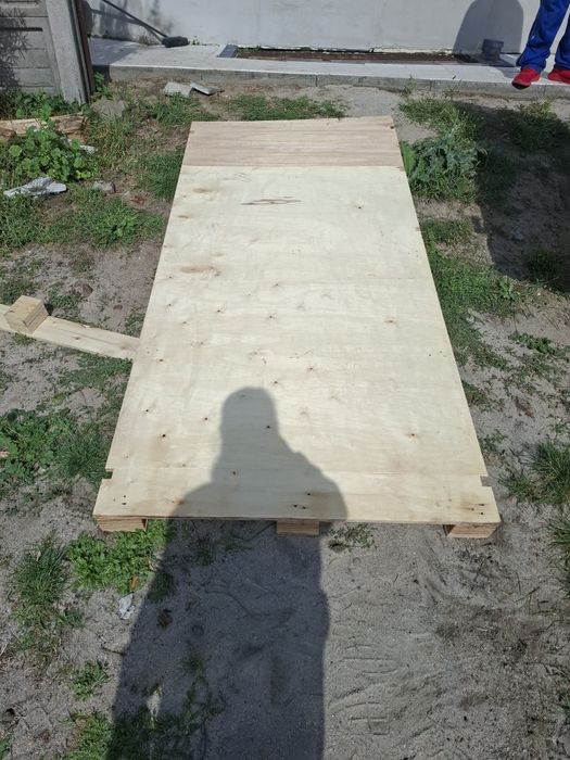 Palety z pełnym blatem