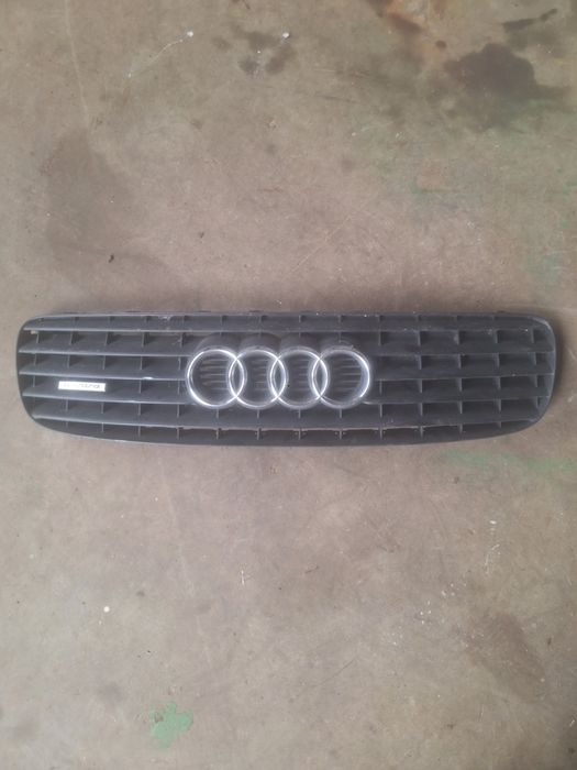 Audi TT grill atrapa