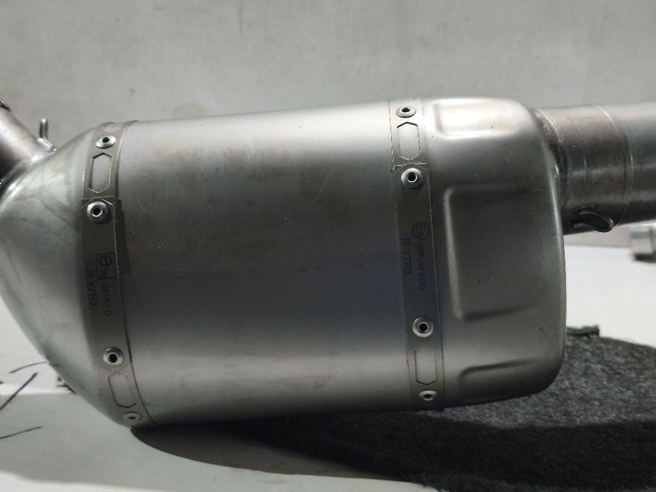 Ackrapovic  Yamaha R7 / MT 07