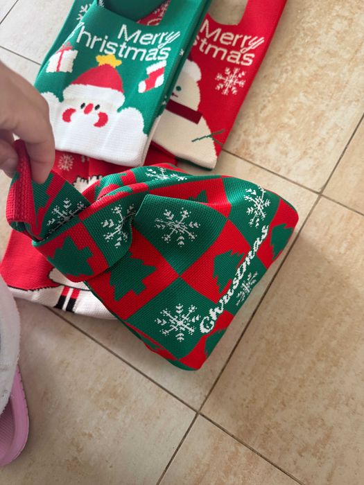 4pcs Sacos de Natal e sacos de presente tricotados