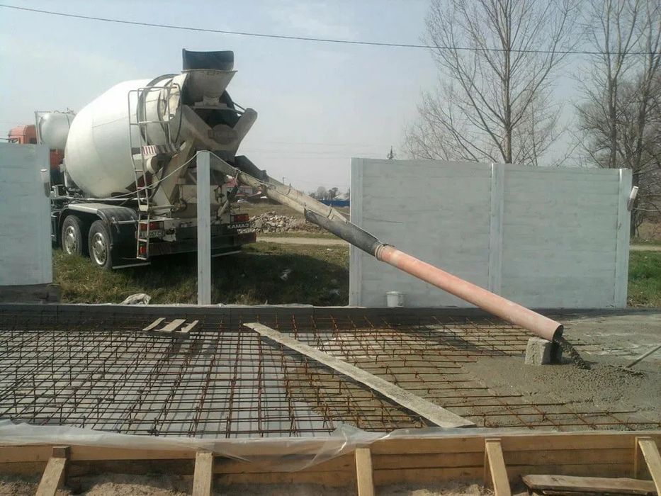 Услуги Бетононасоса. БЕТОН в продаже.