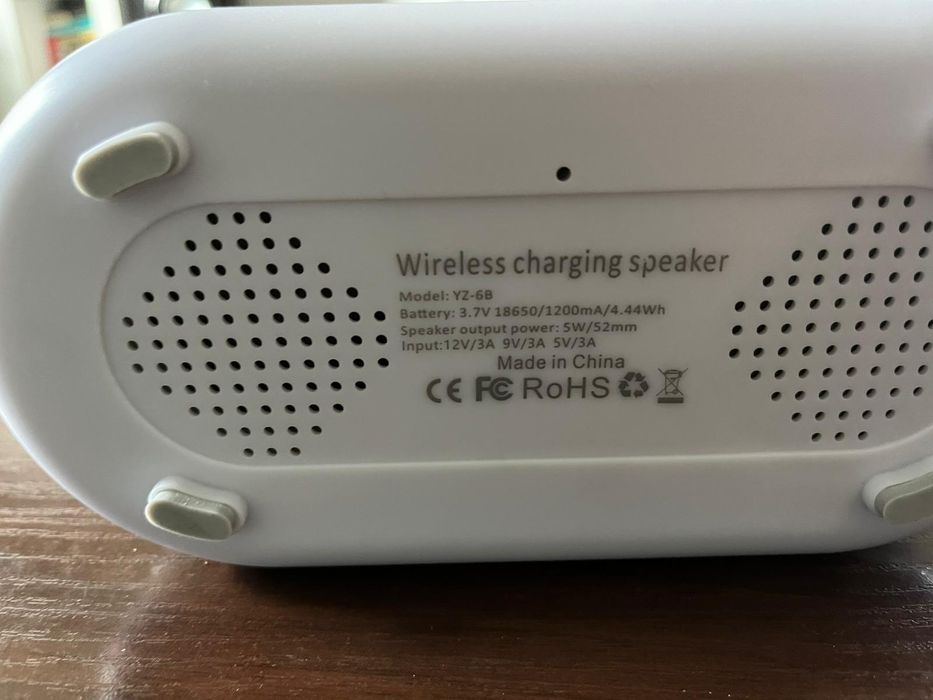 zegarek, głośnik bluetooth, ładowarka. 3 w 1.