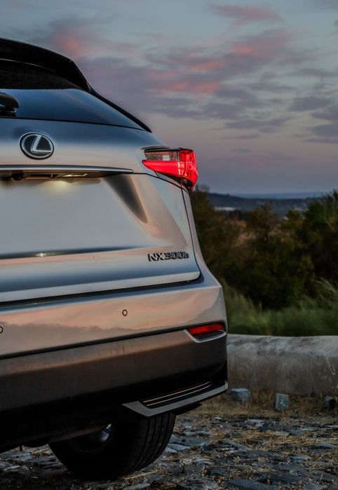 Lexus NX300h Executive+