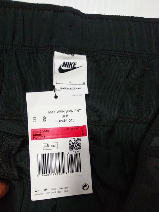 Штаны Nike L новые