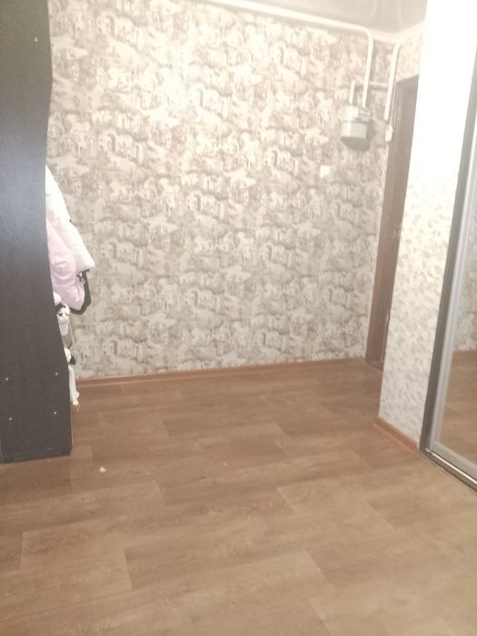 Продам 2 - кімнатну квартиру в Чутове