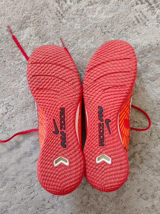 Halówki Nike Mercurial Vapor 15 Academy MDS IC. Rozmiar 39, 24,1 cm.