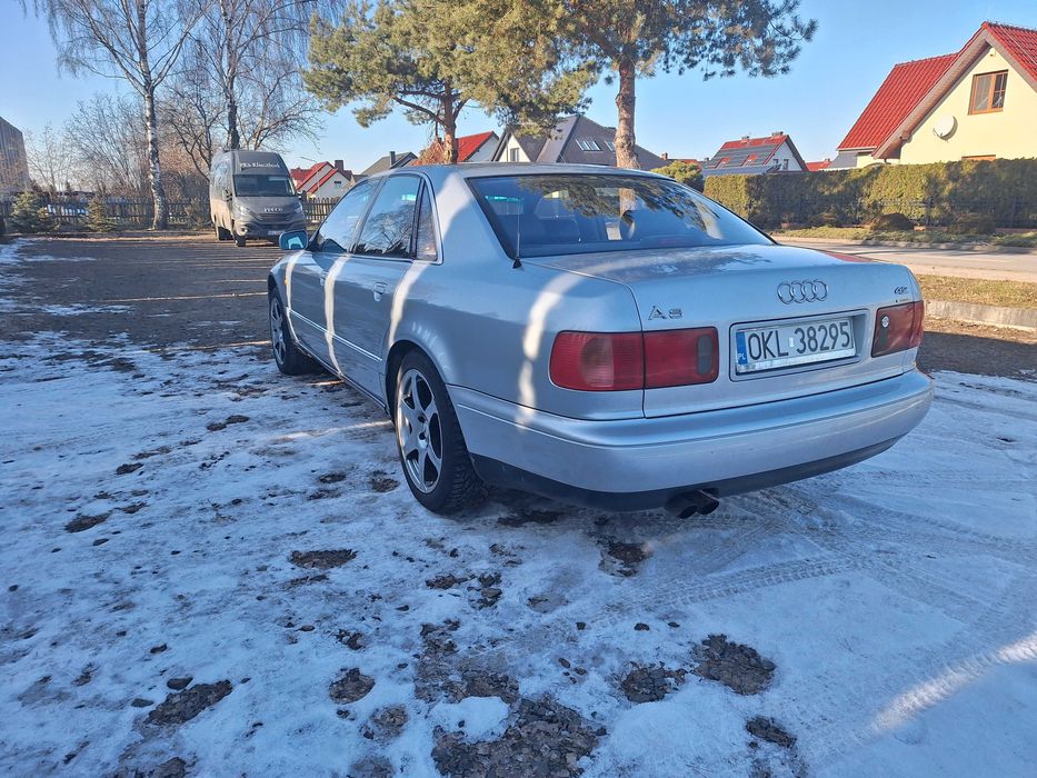 Audi A8 D2 Doinewstowane