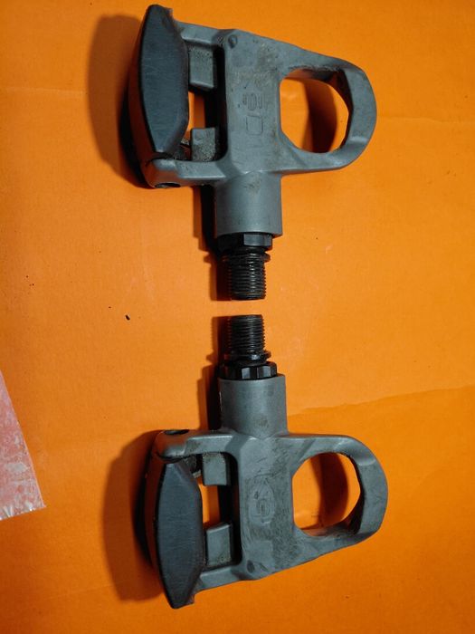 Bicicleta toda em carbono. Com ofertas.
