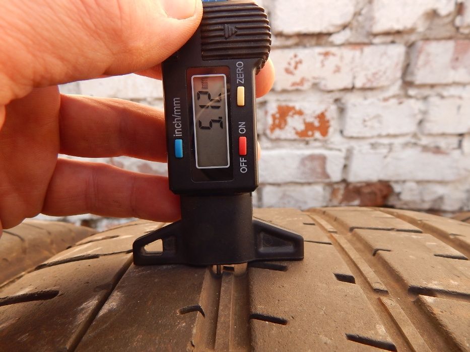 Шини 255 40 R21 Pirelli P.Zero Англія, 2016 рік 4 шт